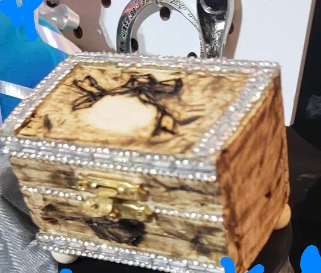 Bling n Burn Jewelry Box